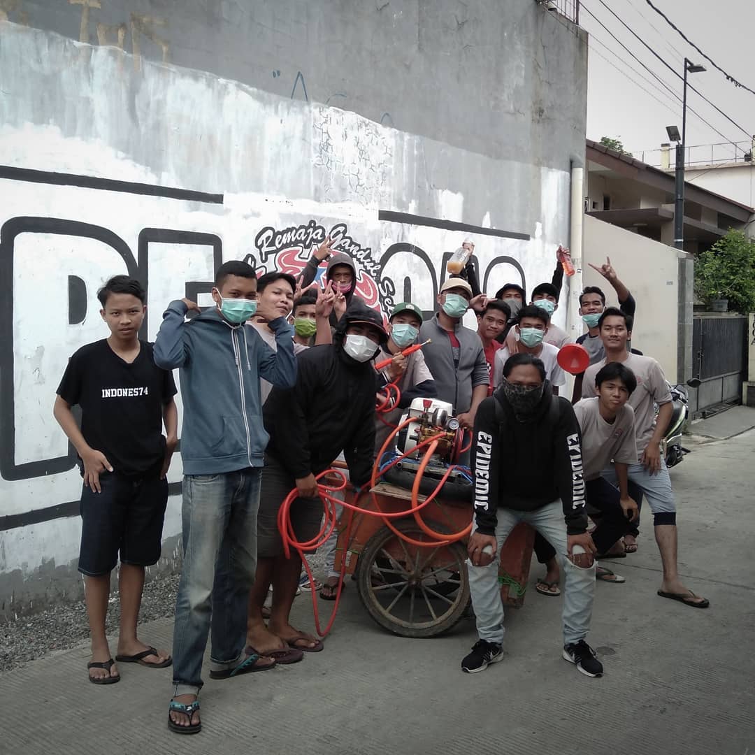 Penyemprotan Disinfektan